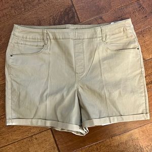 Time and Tru Women’s Pull-On Khaki Stretch Jean Shorts Size XXL